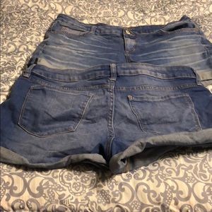 2❤️ size 13 Arizona Jean shorts